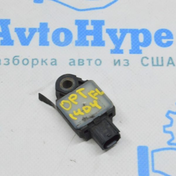 Датчик подушки безопасности передний левый Kia Optima 11-15 95920-0A100