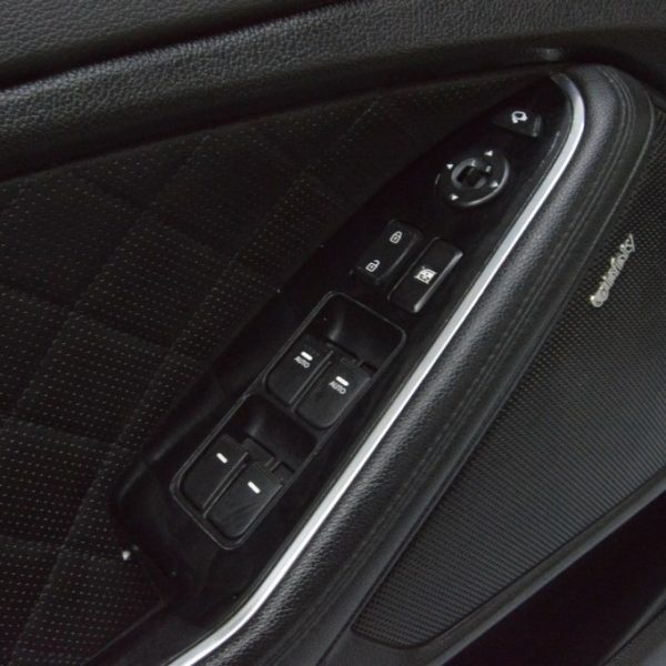 Управление зеркалами переднее левое Kia Optima 11-15 со складыванием 935732T010