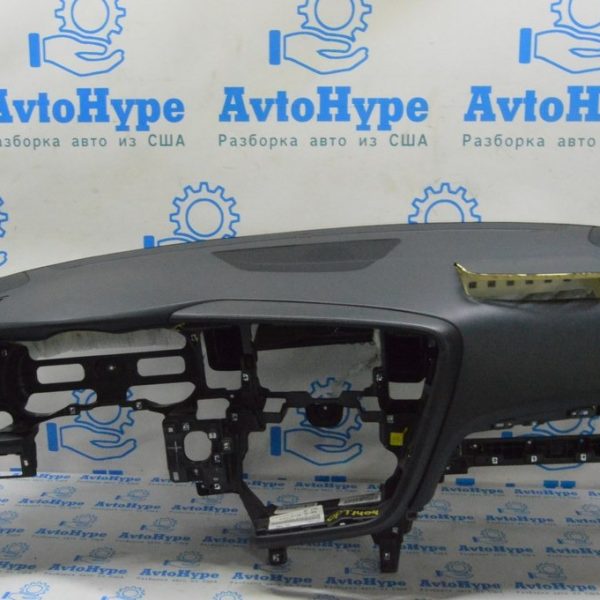 Торпедо передняя панель без AIRBAG Kia Optima 14-15 черн под динамик (04) стрельнувшая 847102TAC0VA