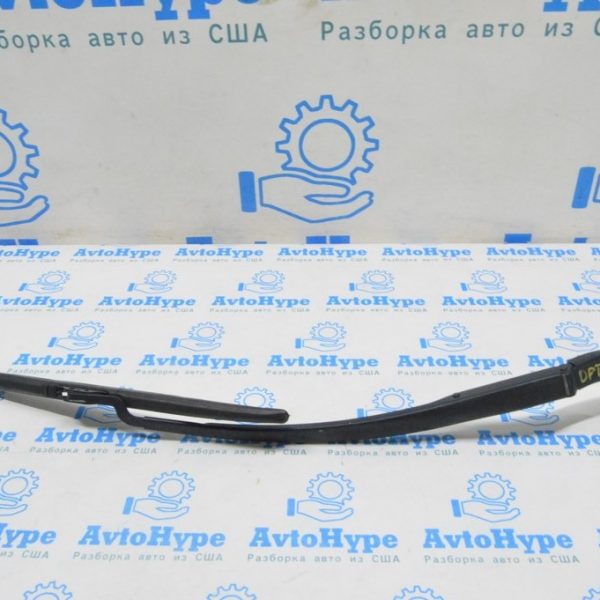 Поводок дворника правый Kia Optima 11-15 983112T000