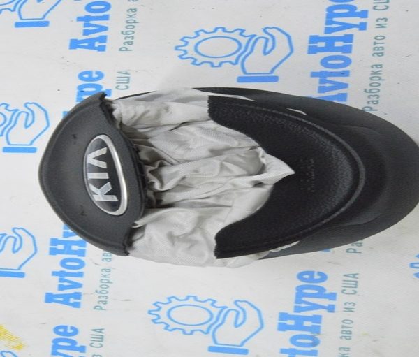 Подушка безопасности airbag в руль водительская Kia Optima 14-15 (04) стрельнувшая 56900-2T520VA