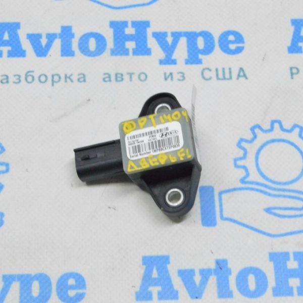 Датчик подушки безопасности дверь левый Kia Optima 11-15 95920-1M200