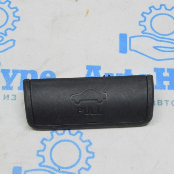 Ручка открытия багажника Kia Optima 11-15 внутренняя 812543S000