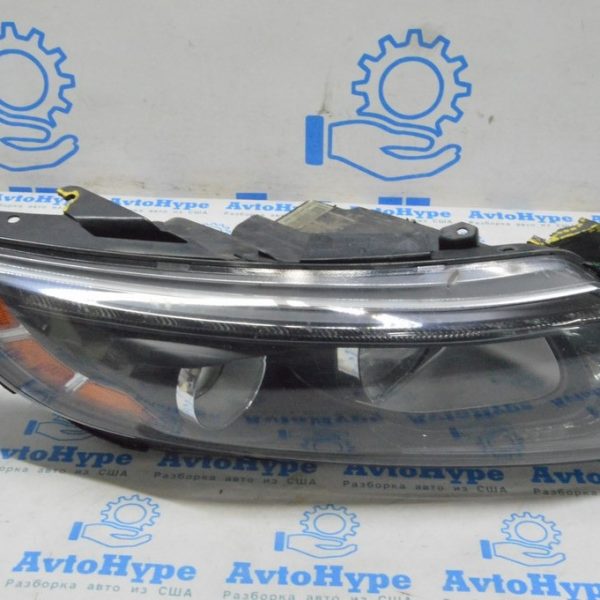 Фара передняя правая Kia Optima 14-15 рест hybrid ксенон (04) песок, сломано крепление 921024U650