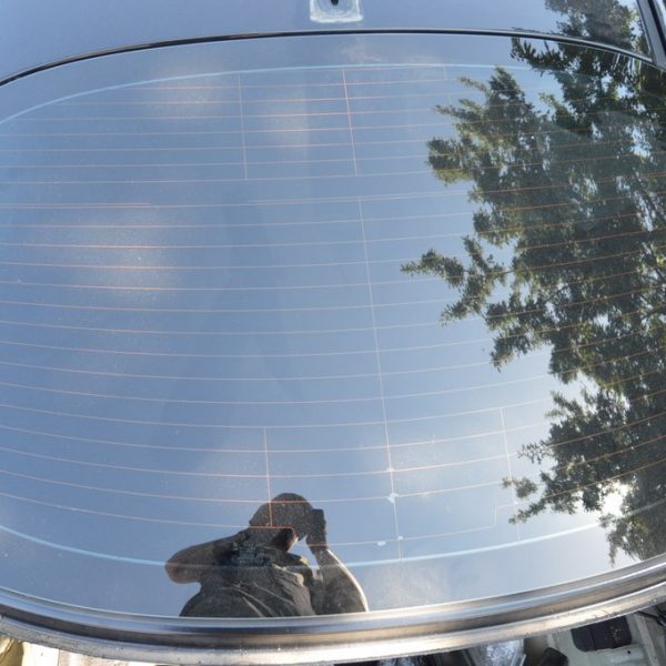 Стекло заднее Kia Optima 11-15 тонировка (04) 871102T010