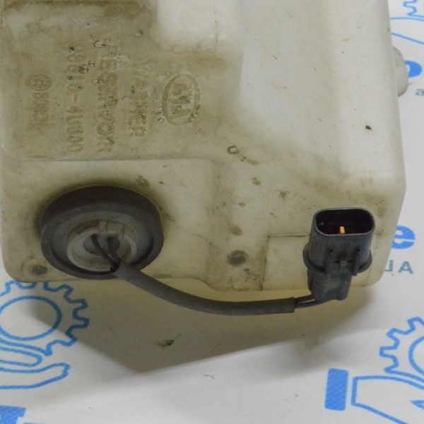 Датчик уровня жидкости бачка омывателя Kia Optima 11-15 985203J000