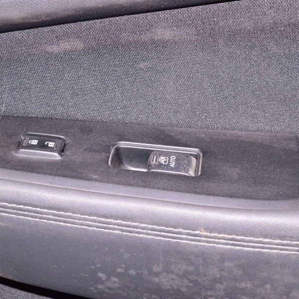 Управление стеклоподъемником перед прав Subaru Outback 15-19 83071AJ26A