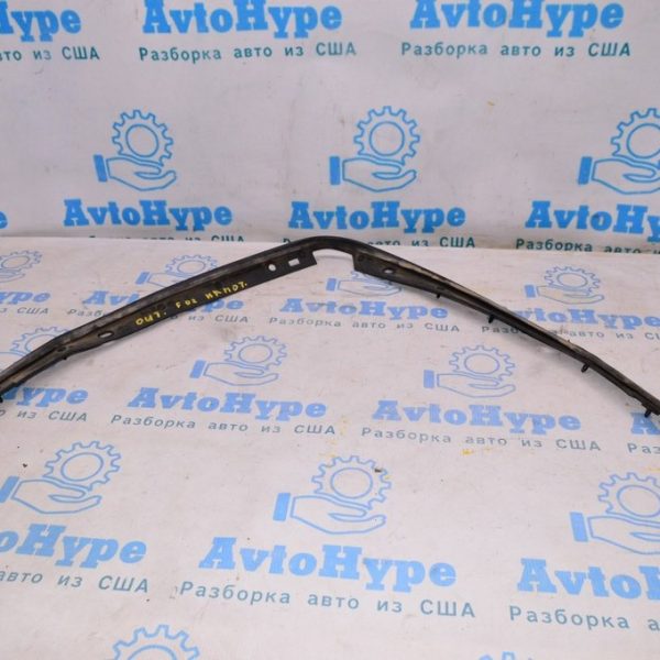 Уплотнитель капота Subaru Outback 15-19 (на бампере) 57735AL00A