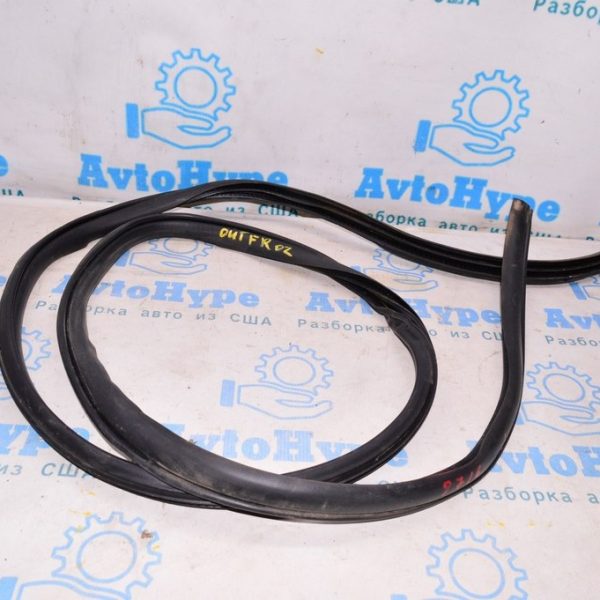 Уплотнитель дверного проема перед прав Subaru Outback 15-19 63571AL00C