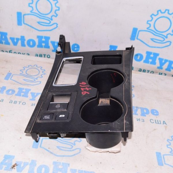 Накладка центральной консоли с подстаканниками Subaru Outback 15-19 (02) деф. 35170AL10A