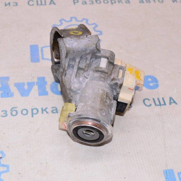 Замок зажигания с иммобилайзером Subaru Outback 15-19 (02) 88216Al00c