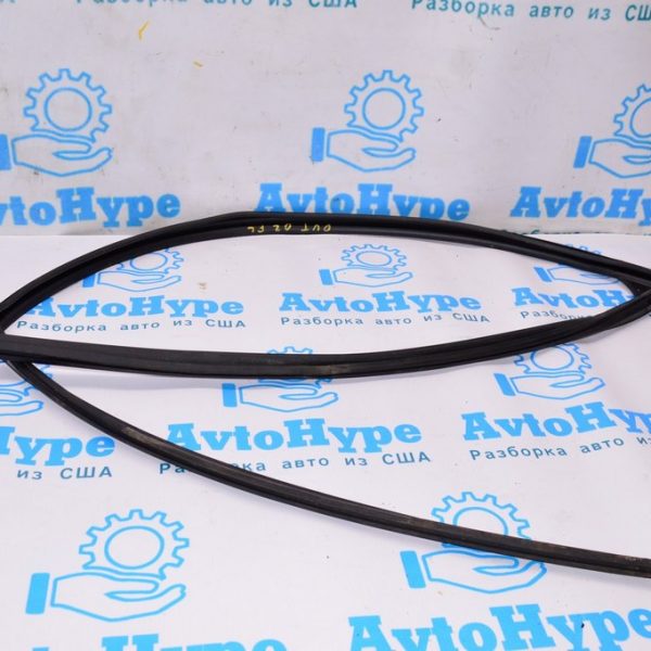Уплотнитель стекла перед лев Subaru Outback 15-19 63527AL01B
