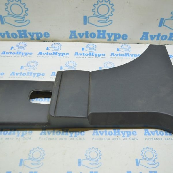 Накладка центральной стойки нижняя левая Jeep Patriot 11-17 черный (01) Реал В.С. YF61XDVAH