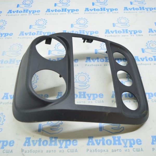 Накладка передней панели центральная Jeep Patriot 11-17 (01) Реал В.С. 1PL231DVAD