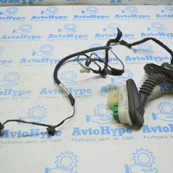 Проводка двери перед прав Jeep Patriot 11-17 (01) Реал В.С. 68067100AA