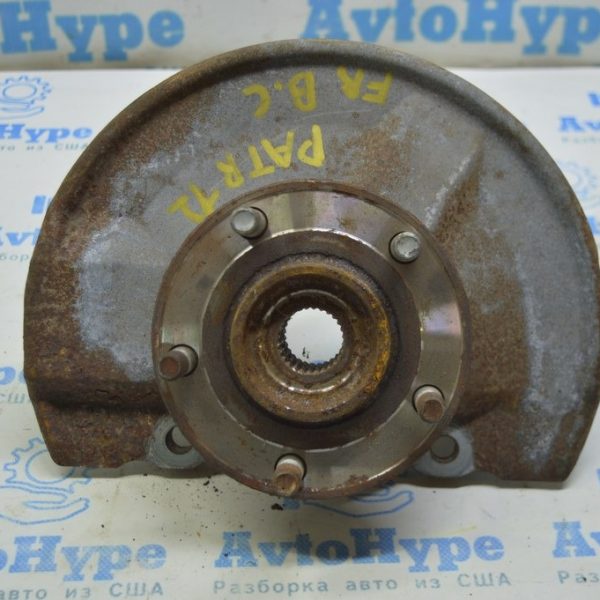 Цапфа со ступицей передняя правая Jeep Patriot 11-17 с кожухом (01) Реал В.С. 68088498AC