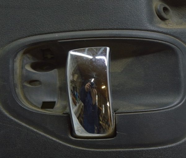 Ручка двери внутренняя задняя правая Jeep Patriot 11-17 (01) Реал В.С. 1JU98SZ0AA