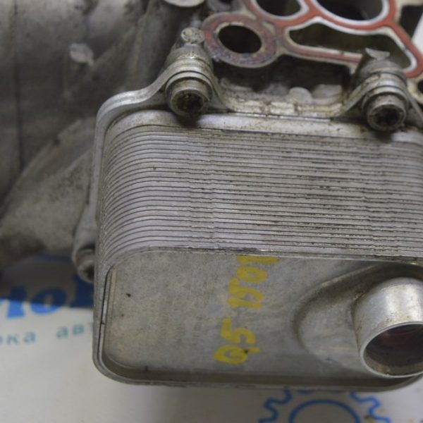 Охладитель масляный ДВС Audi Q5 8R 11-17 2.0T, hybrid 06J-117-021-Q