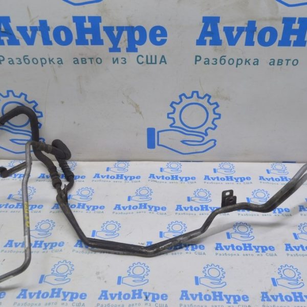 Трубка охлаждения на АКПП масло Audi Q5 8R 13-17 2.0Т короткая впуск 8R0-317-825-D