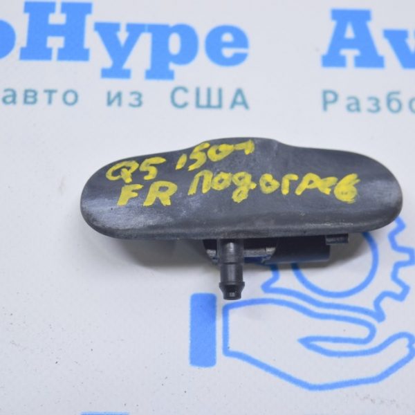 Форсунка омывателя лобового правая-левая Audi Q5 8R 09-17 с подогревом 7P5-955-988
