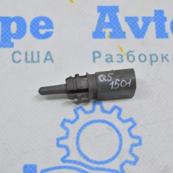 Датчик температуры окружающего воздуха Audi Q5 8R 09-17 8Z0-820-535-B