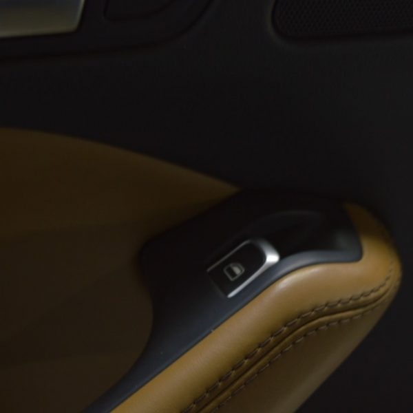 Управление стеклоподъемником задним левым Audi Q5 8R 09-17 хром 8K0959855BV10