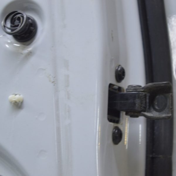 Ограничитель двери задней левой Audi Q5 8R 09-17 на 3 положения 8R0-839-249-F