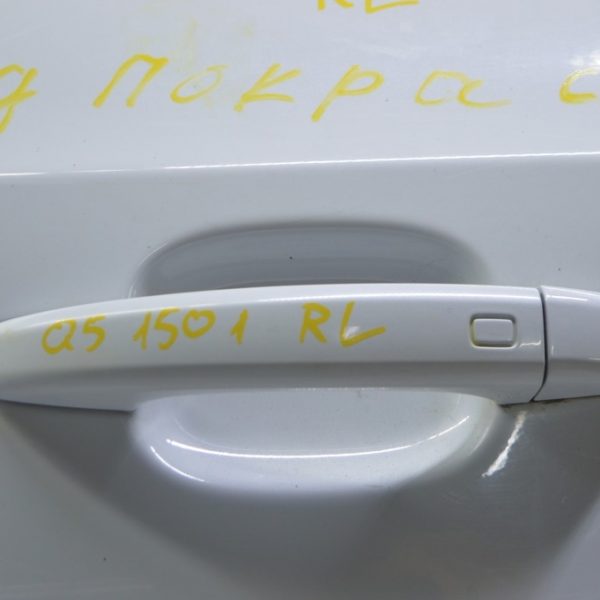 Заглушка внешней ручки задней левой Audi Q5 8R 09-17 8K0-839-879-GRU