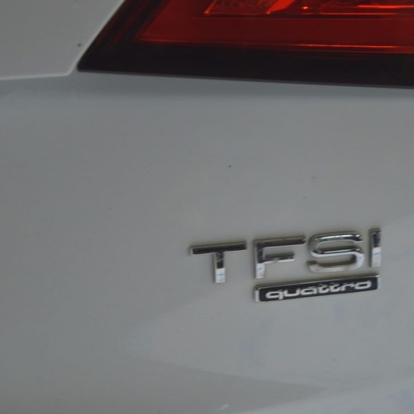 Эмблема значок задний "quattro" Audi Q5 8R 13-17 4G0853737 2ZZ