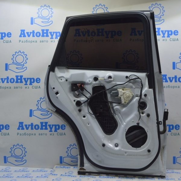 Уплотнитель двери задней левой Audi Q5 8R 09-17 8R0-839-911-L