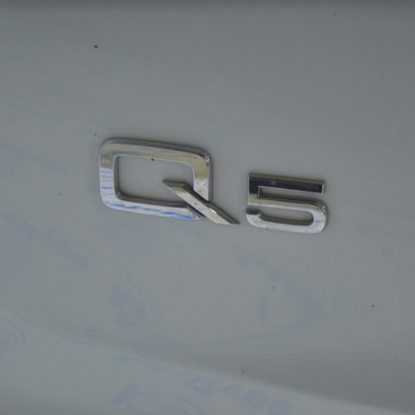 Эмблема значок задний "Q5" Audi Q5 8R 09-17 8R0-853-741-2ZZ