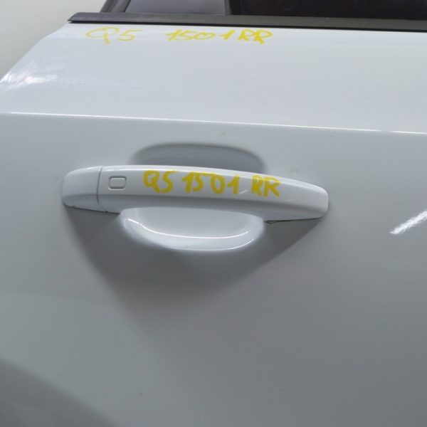 Заглушка внешней ручки задней правой Audi Q5 8R 09-17 8K0-839-879-GRU