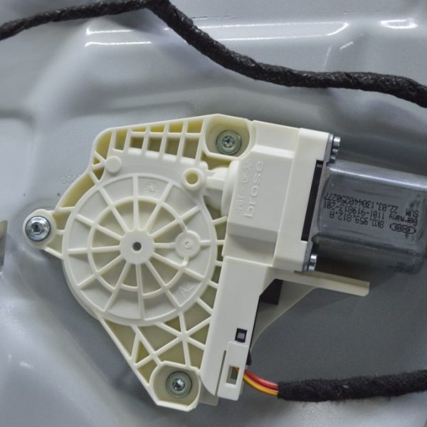 Мотор стеклоподъемника задний правый Audi Q5 8R 09-17 8K0-959-812-A