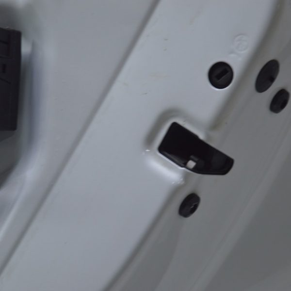 Замок двери задней правой Audi Q5 8R 09-17 8K0-839-016-G