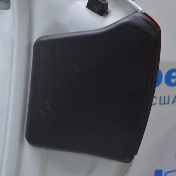 Заглушка фонаря левая Audi Q5 8R 09-17 8r0945425a