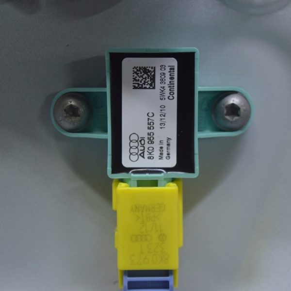 Датчик подушки безопасности дверь правый Audi Q5 8R 09-17 8K0-955-557-C