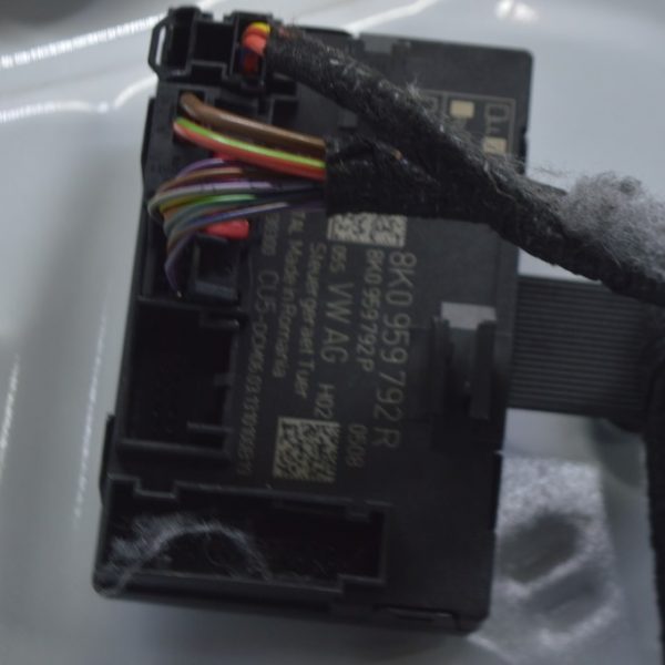 Компьютер двери передней правой Audi Q5 8R 09-17 8K0-959-792-R