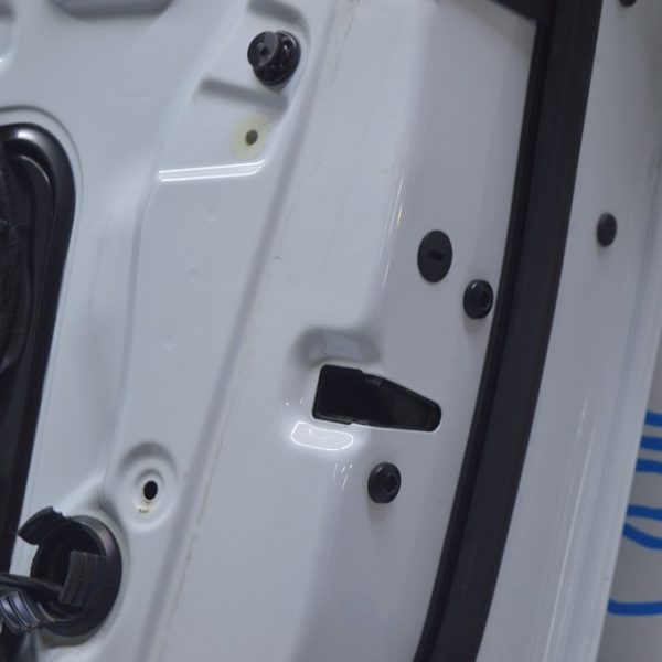 Замок двери передней правой Audi Q5 8R 09-17 8J1-837-016-F