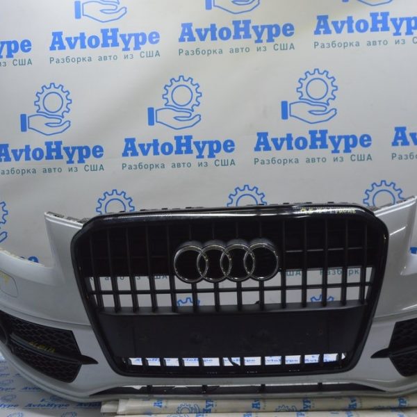 Бампер передний в сборе Audi Q5 8R 13-17 рест, под парктроники (01) белый, дефект 8R0-807-065-A-GRU