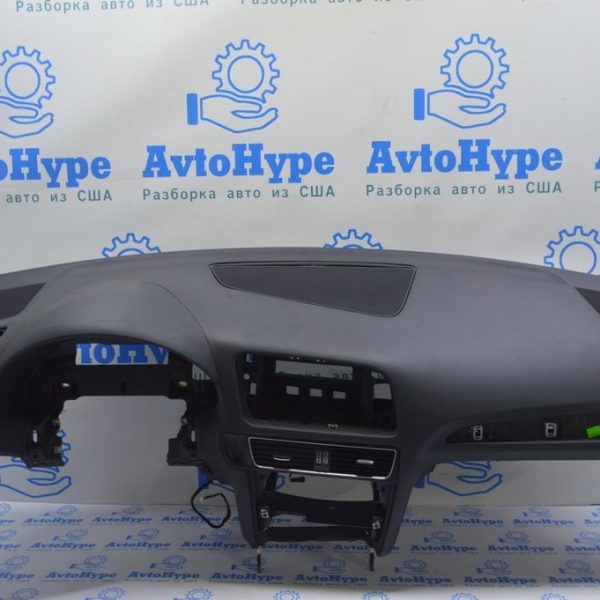 Торпедо передняя панель Audi Q5 8R 09-17 черная (01) 8R1857003G 24A