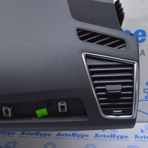 Дефлектор воздуховода передний правый Audi Q5 8R 09-17 8R1-820-901-L-WVF