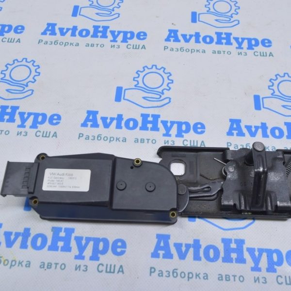 Доводчик двери багажника Audi Q5 8R 09-17 4F9-827-383-E