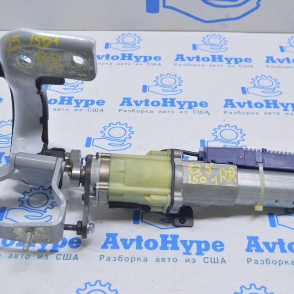 Петля двери багажника правая Audi Q5 8R 09-17 8R0-827-300-B