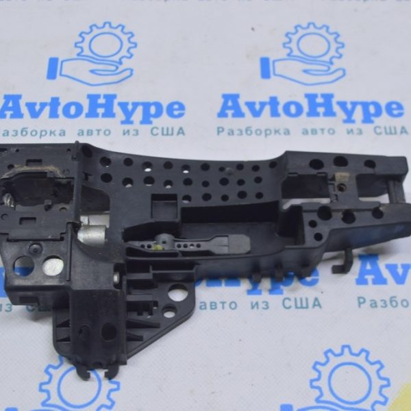 Механизм ручки двери задней правой Audi Q5 8R 09-17 8T0-837-886-B
