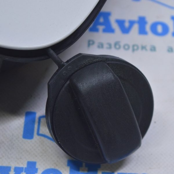 Крышка заливной горловины бензобака Audi Q5 8R 09-17 8K0-201-550-N