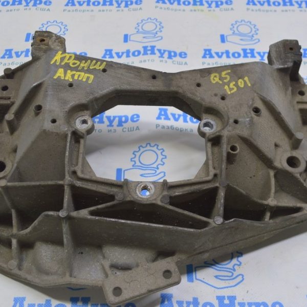 Крепление задней подушки двигателя Audi Q5 8R 09-17 4H0-399-263-AK