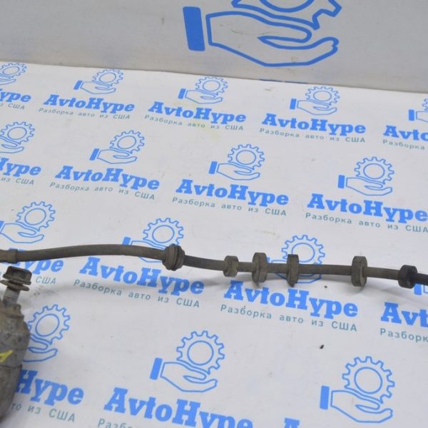 Шланг тормозной передний правый Audi Q5 8R 09-17 8R0611707A