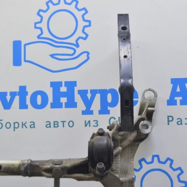 Крепление телевизора нижнее левое Audi Q5 8R 09-17 8R0-805-527-A