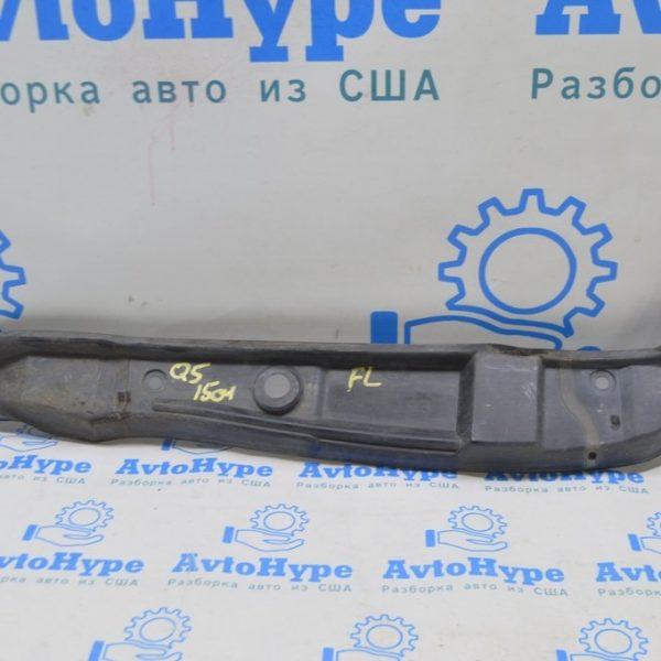 Уплотнитель крыла дверь-крыло левый Audi Q5 8R 09-17 8R0-821-111-C