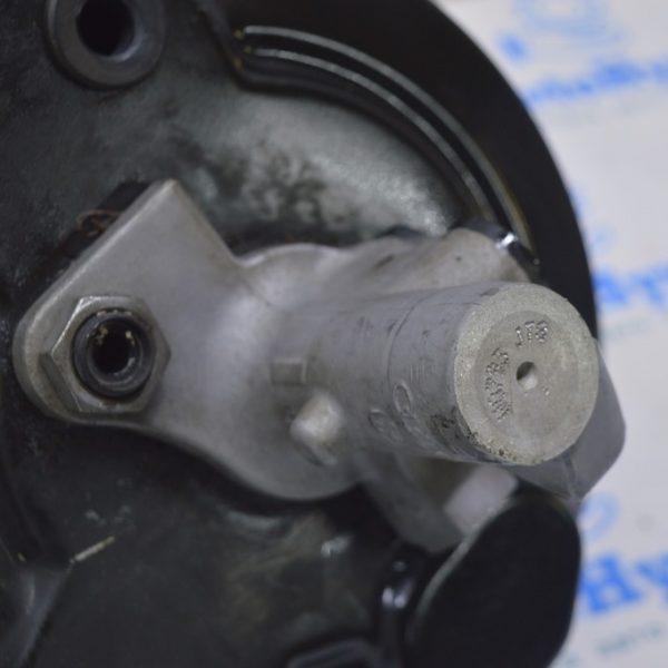 Главный тормозной цилиндр Audi Q5 8R 09-17 8K0611021A